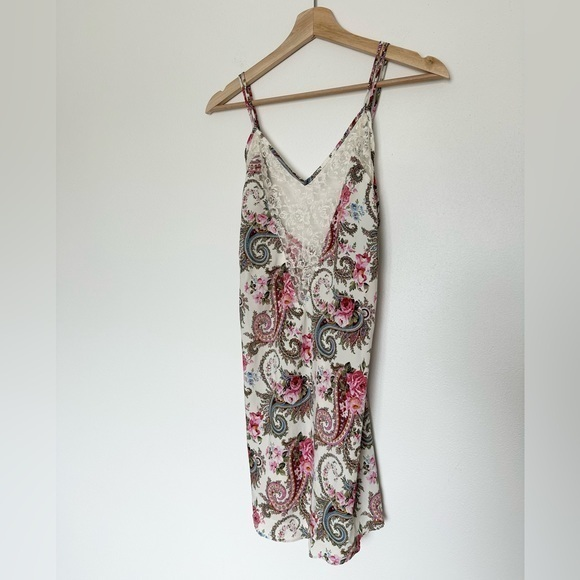 Victoria Secret Gold Label Vintage Silk Floral Nightie Size‎ S - Picture 1 of 10